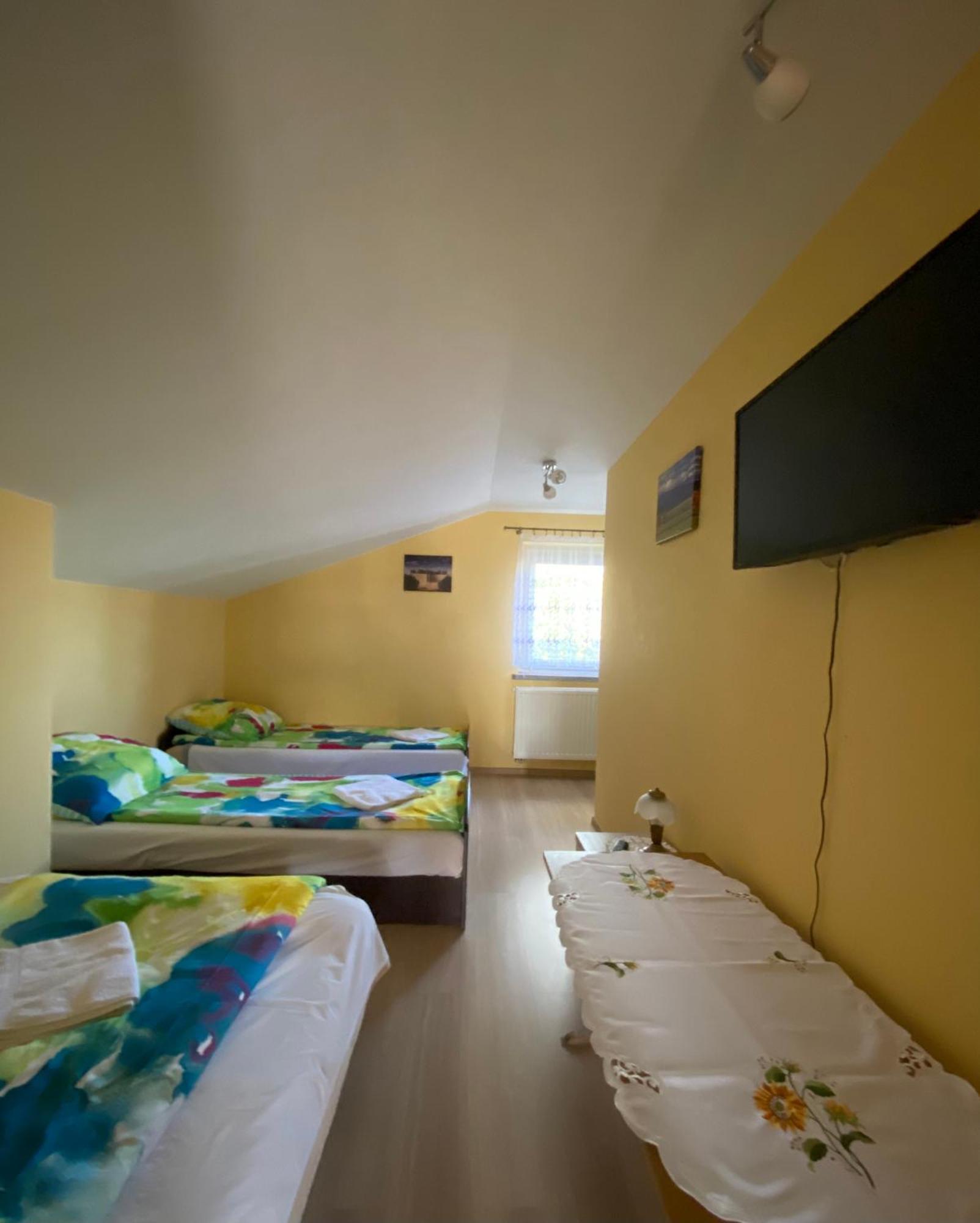 Maciejowka Gospodarstwo Agroturystyczne Poddebice Esterno foto